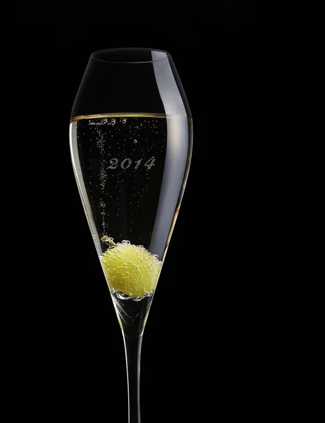 Glas Champagne Met Een Plons Zwarte Achtergrond Stockfoto