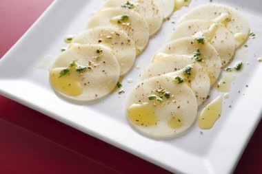 Palm Pupunha 'lı Carpaccio çok yakında.
