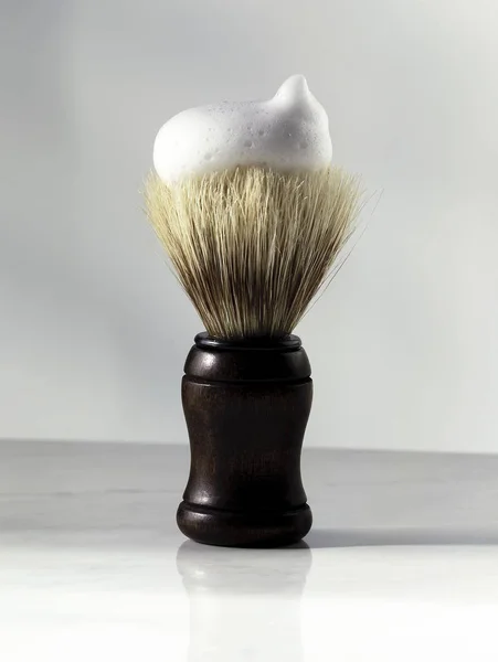 Brosse Raser Antique Avec Mousse Sur Dessus — Photo