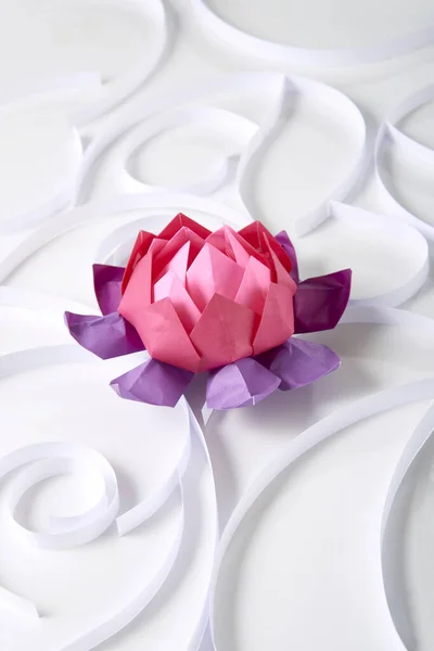 Origami Lotus Bloem Witte Achtergrond Stockfoto