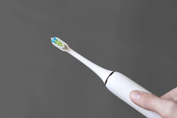 Famales Hand Holding White Electric Toothbrush Concept Good Mouth Hygiene — Stock Photo, Image