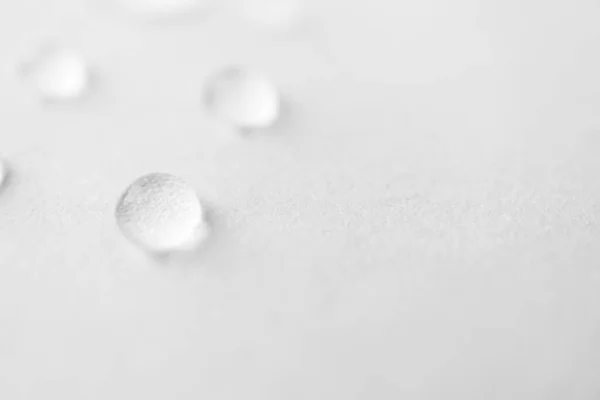 Waterdruppels Met Selectieve Focus Witte Achtergrond Macro Concept Hydraterende Close — Stockfoto