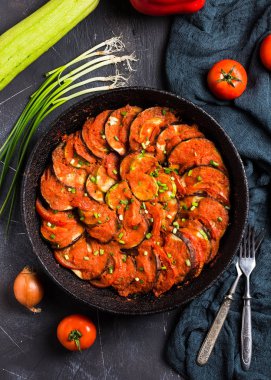 Ratatouille Fransız provence tabak sebze kabak patlıcan biber