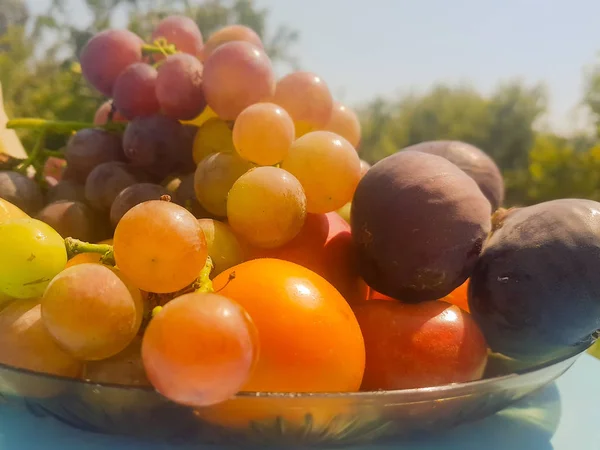 Close Summer Fruits Table — Stock Photo, Image