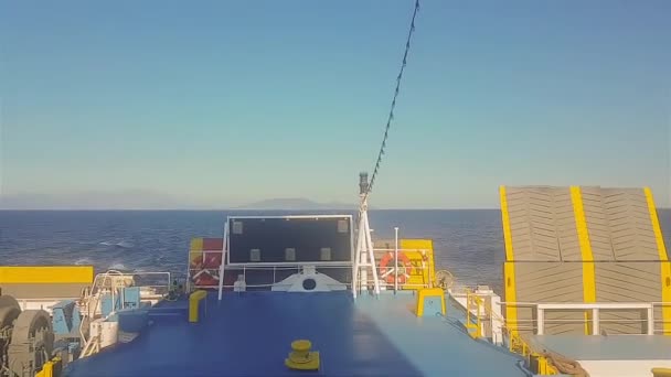 Aten Grekland Juli 2019 Färja Båt Anländer Till Rafina Hamn — Stockvideo