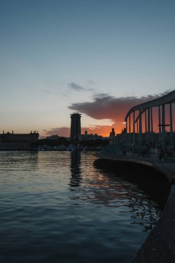 Gaudi Binası, Barselona Modern Mimari