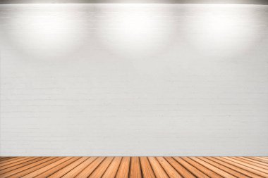 3 spot ışıkları ve ahşap yerde boş beyaz duvar.