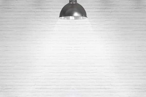 Пустая белая стена с галогеном с лампами . — стоковое фото