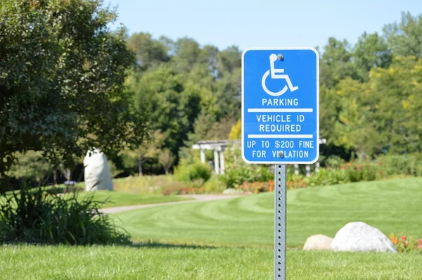 Parkovací znak handicapu — Stock fotografie