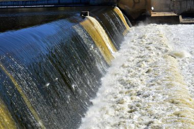 Şelale Ford Barajı