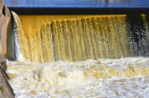 Cascada en la presa Ford —  Fotos de Stock