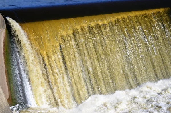 Cascada en la presa Ford —  Fotos de Stock