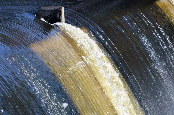 Cascada en la presa Ford —  Fotos de Stock