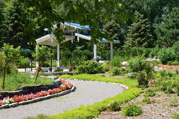 Çardak Botanik Bahçesi içinde