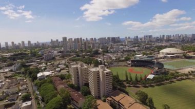 Anteni stadyum Manoa, Hawaii Üniversitesi