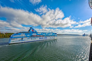 Gemiler feribot Silja Galaxy ve Baltık Prenses Mariehamn içinde