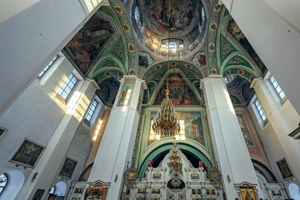 Interior of Cathedral of the Kazan women's monastery, Yaroslavl, — Stock Photo, Image