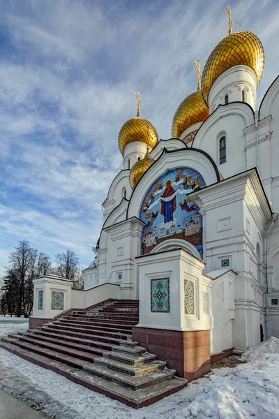 Κοίμηση της Θεοτόκου στον καθεδρικό ναό, Γιαροσλάβ, χρυσό δαχτυλίδι, Ρωσία — Φωτογραφία Αρχείου