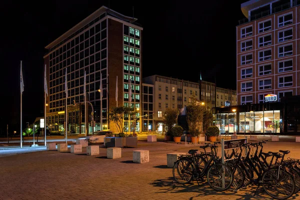 Byggnaderna vid Lange Strasse i hansestaden Rost — Stockfoto