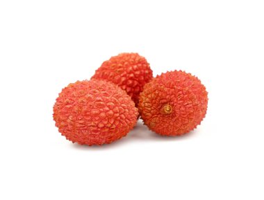 Taze kırmızı lychee yakın kadar beyaz izole