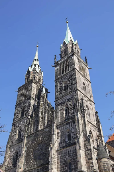 Catedral de São Lourenço em Nuremberga, Alemania — Fotografia de Stock