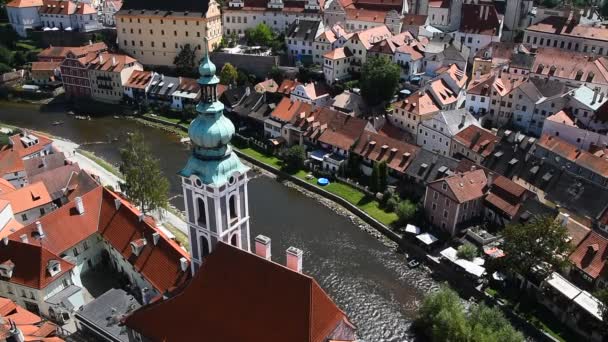Hoge hoek luchtfoto Cesky Krumlov, Tsjechië — Stockvideo