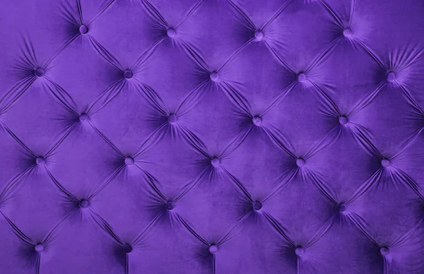 Violett capitone tuftade tyg klädsel textur — Stockfoto