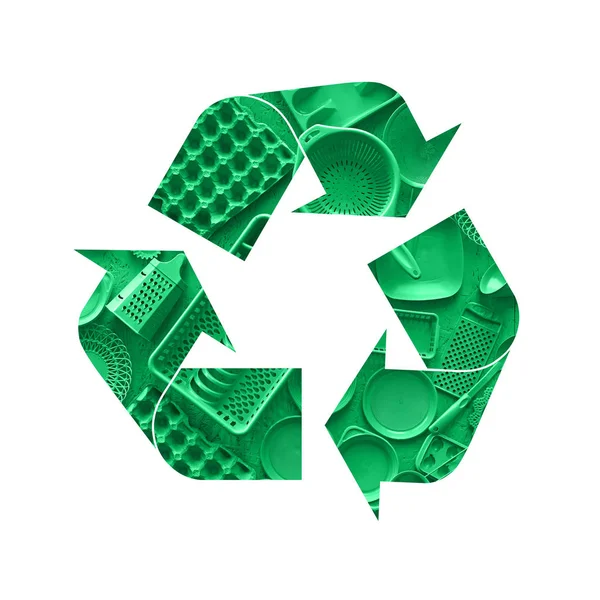 Символ вторичной переработки пластиковой посуды — стоковое фото