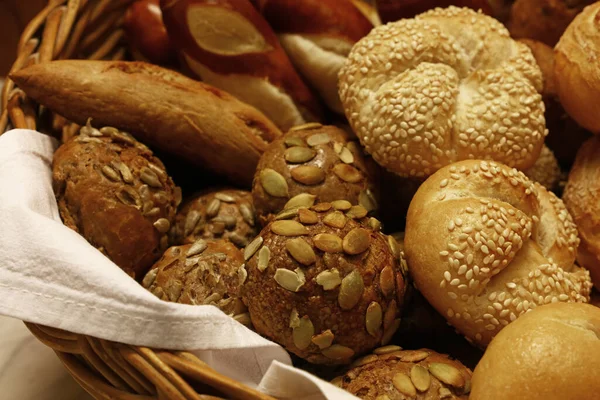 Close Several Assorted Fresh Bread Buns Basket Retail Display Bakery — Stock Photo, Image