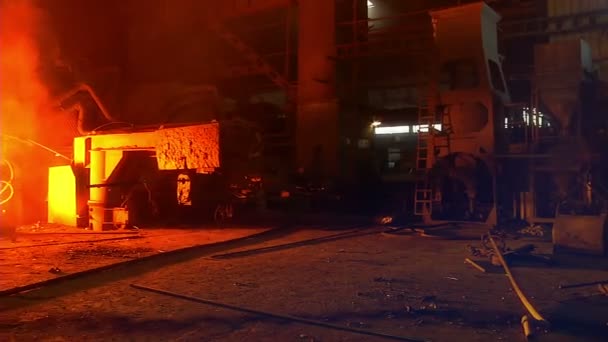 Industria metallurgica, fonderia, produzione di acciaio — Video Stock