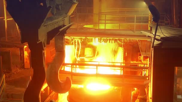 Przemysł metalowy, odlewnia stali, produkcja stali Filmik Stockowy