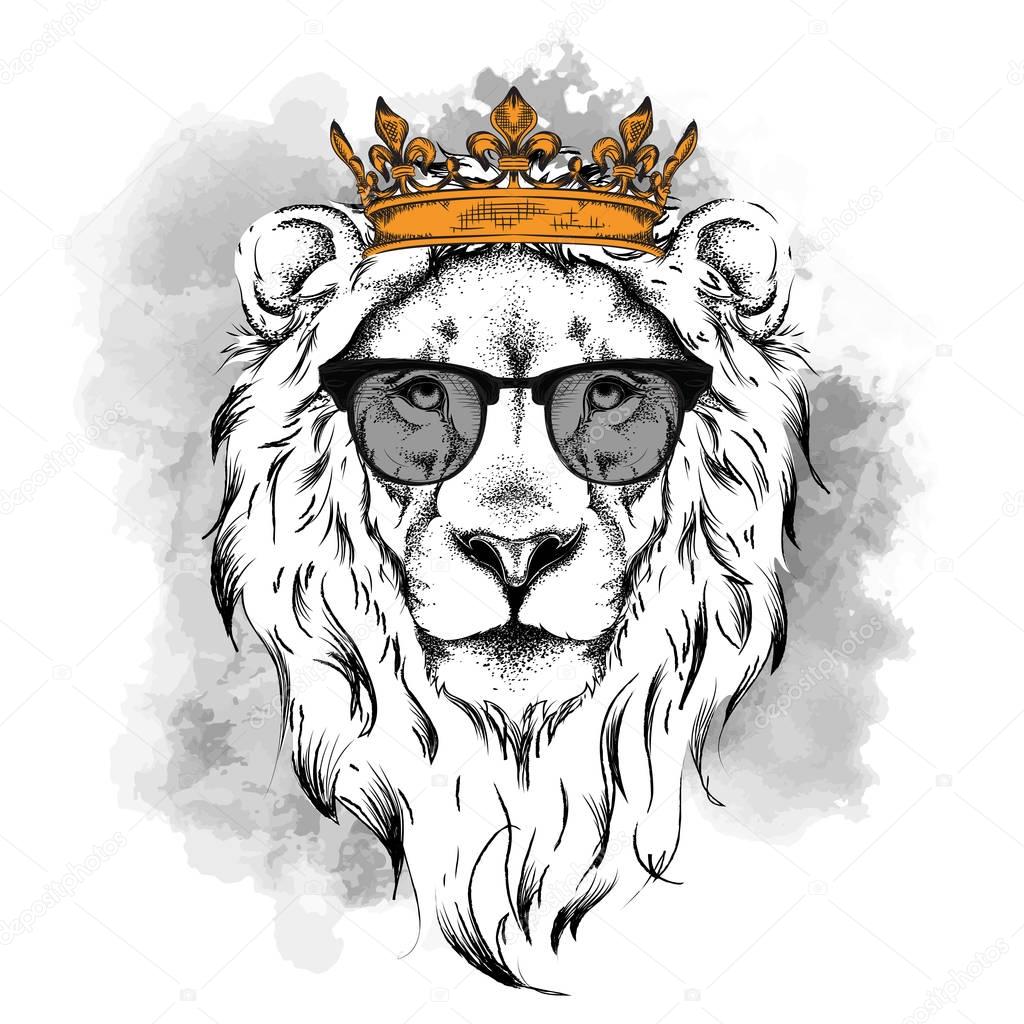 Ethnic hand drawing head of lion wearing crown. It can be used for print, posters, t-shirts. Vector illustration