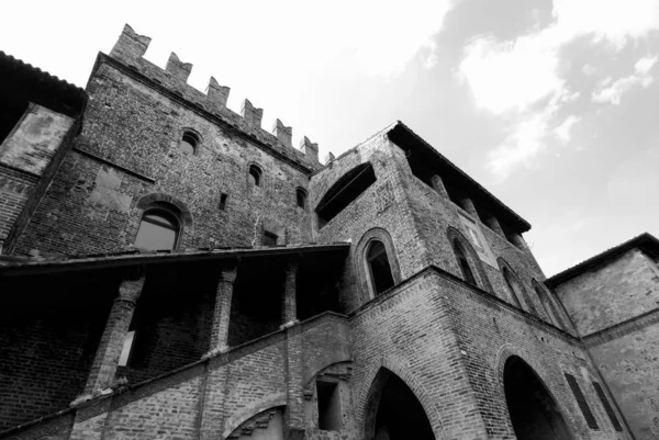 Un dettaglio di Castel Arquato — Foto Stock