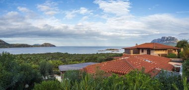 Sardunya 'daki güzel Costa Corallina