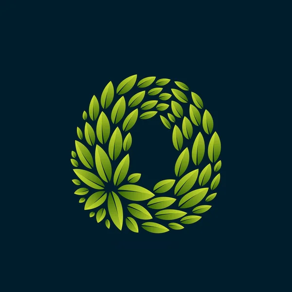O 文字ロゴが新鮮な緑の葉によって形成されます。. — ストックベクタ