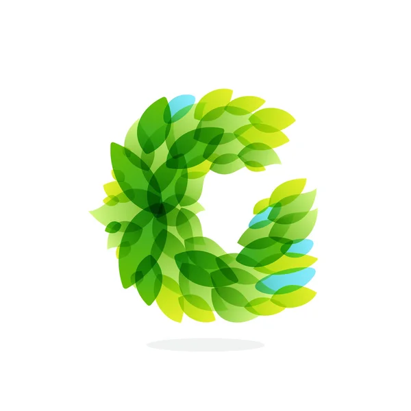 G brief logo gevormd door aquarel verse groene bladeren. — Stockvector