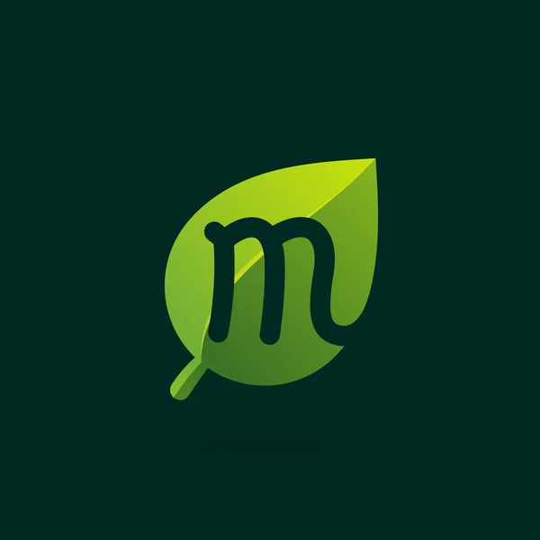 M letter logo in green leaf. — Stock Vector