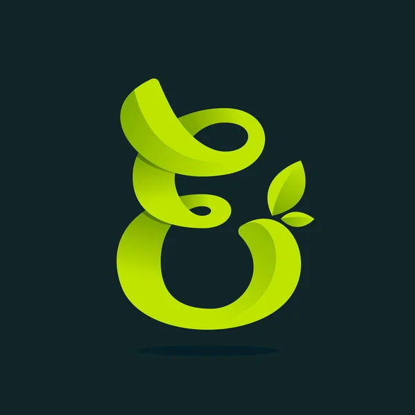 E letter logo mit grünen Blättern. — Stockvektor