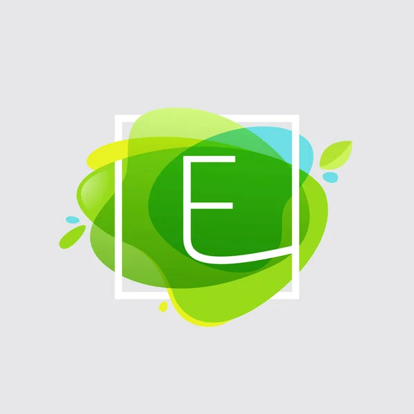 E letter logo in square frame at green watercolor splash backgro — Stock Vector
