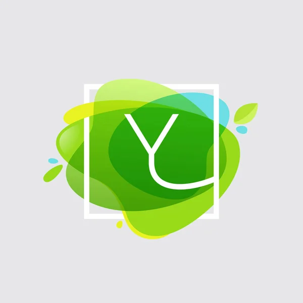 Y brief logo in vierkante frame op groene aquarel plons backgro — Stockvector