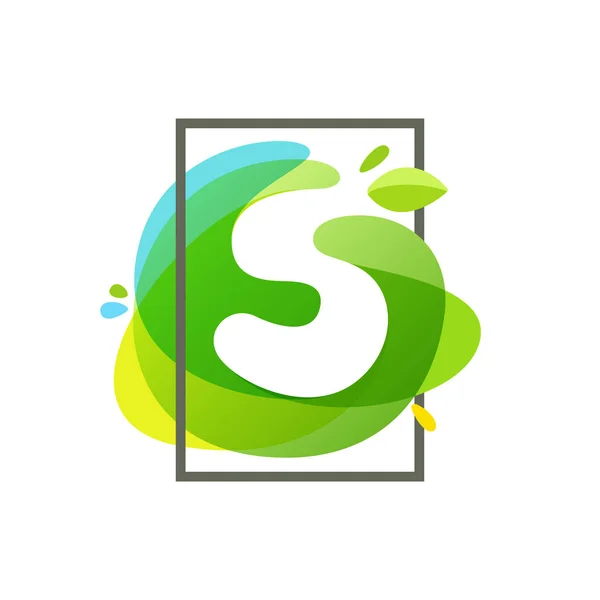 S letter logo in square frame at green watercolor splash backgro — Stock Vector