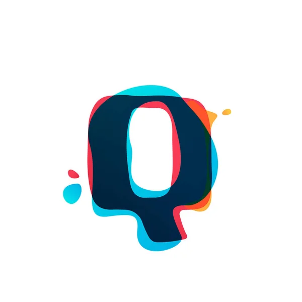 Q lettera logo con spruzzi di acquerello colorati . — Vettoriale Stock