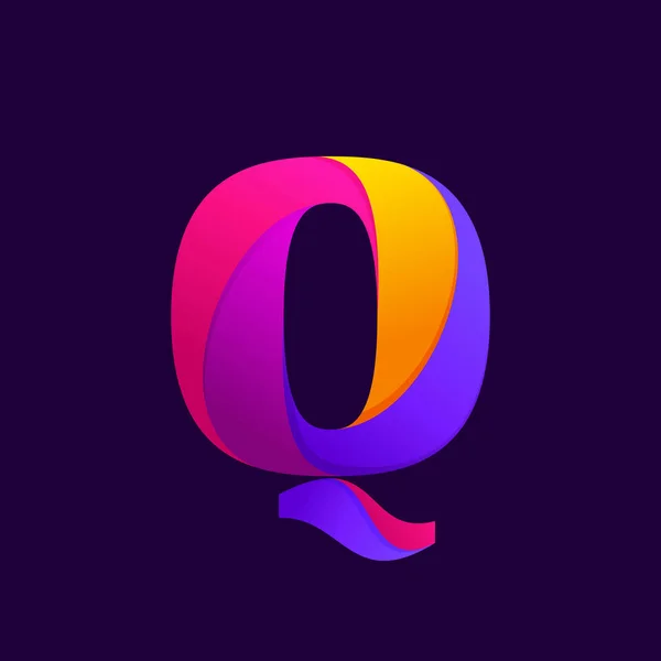 Overlapping gradients letter Q logo design idea. — Stock Vector