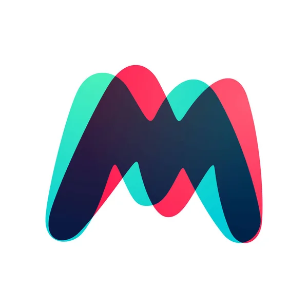 Overlappende gradiënt letter M logotype. — Stockvector