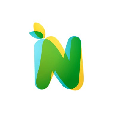 N harfi eko logosu. Yeşil yapraklarla üstüste gelen gradyan yazı tipi.
