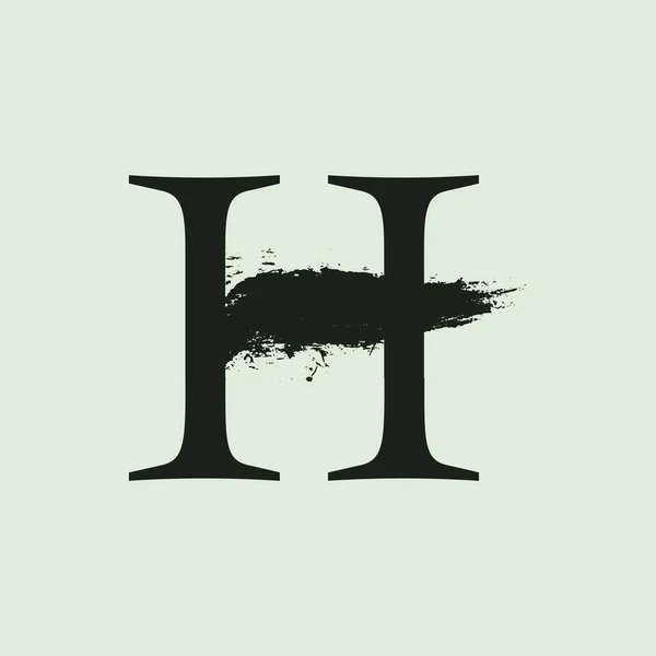 Logotipo letra H. Letras de estilo serif personalizadas con trazo de cepillo dibujado a mano . — Vector de stock