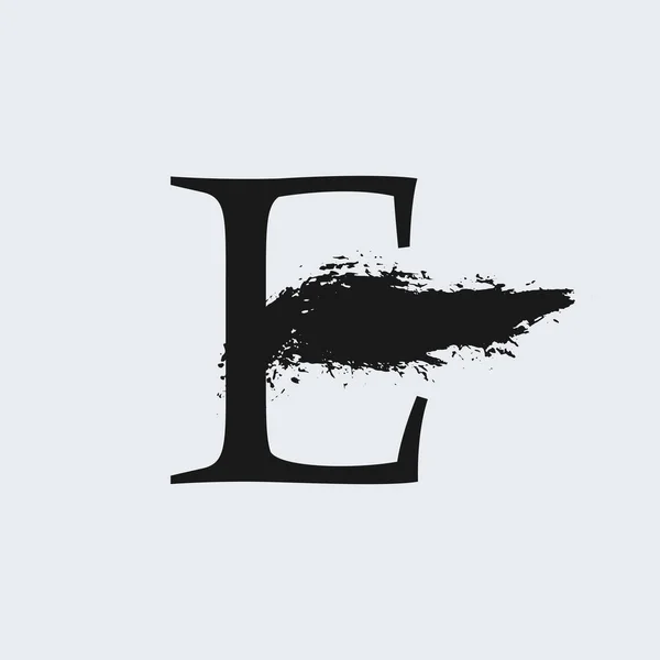 E letter logo. Custom serif style lettering with hand drawn brush stroke. — 스톡 벡터