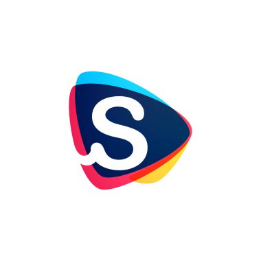 S harfi logosu dinamik üçgen kesişim şeklinde. Spor etiketleri, dağıtım posterleri ve canlı kimlik vs. için vektör simgesi mükemmel.