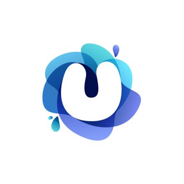 U harfi saf su logosu. Sıçrayan damlalarla kıvrılan bir şekil. Çevre kimliği, deniz posterleri ve temizlik etiketleri için mükemmel bir vektör simgesi.