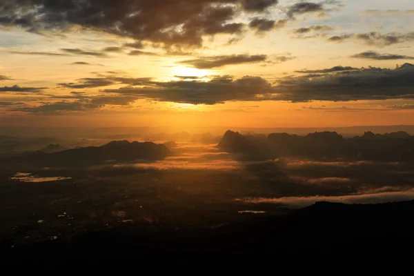 Смотровая площадка восхода солнца в Таиланде — стоковое фото